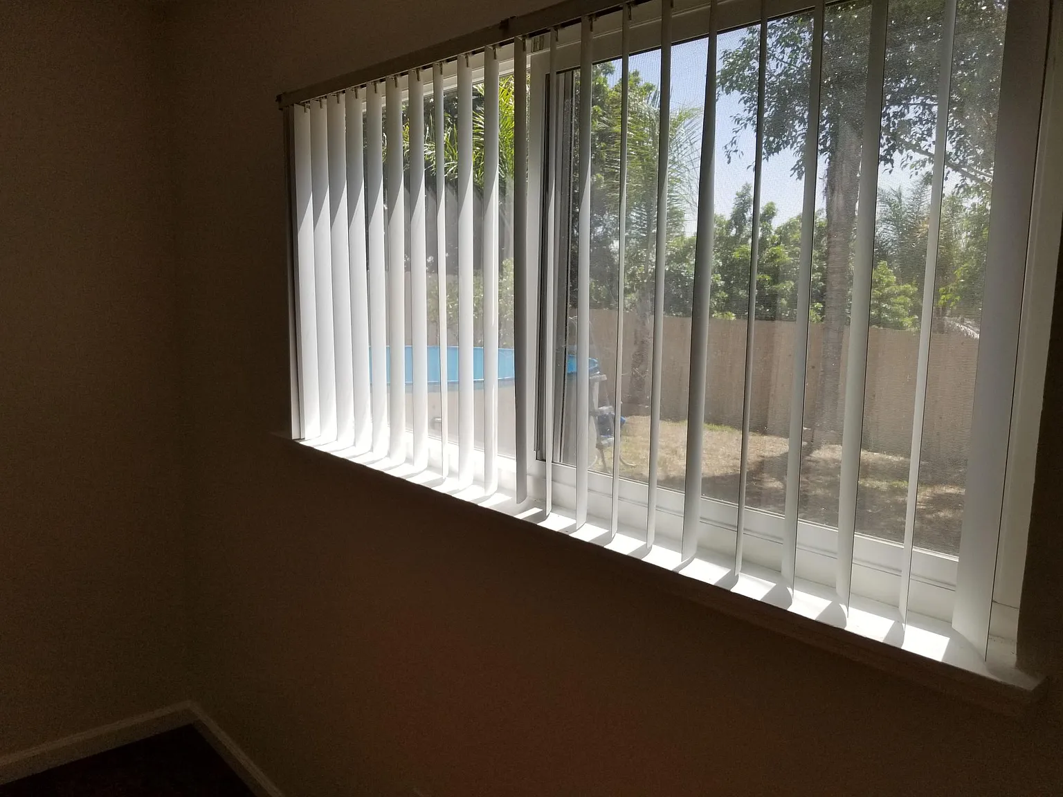 645 Parker St - Photo 5
