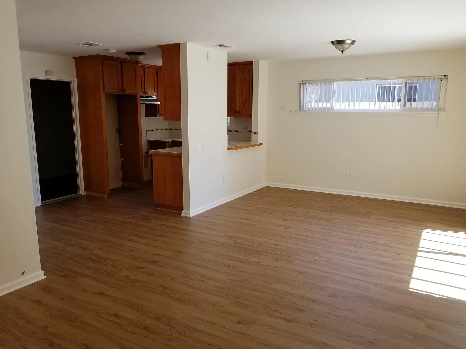 645 Parker St - Photo 16