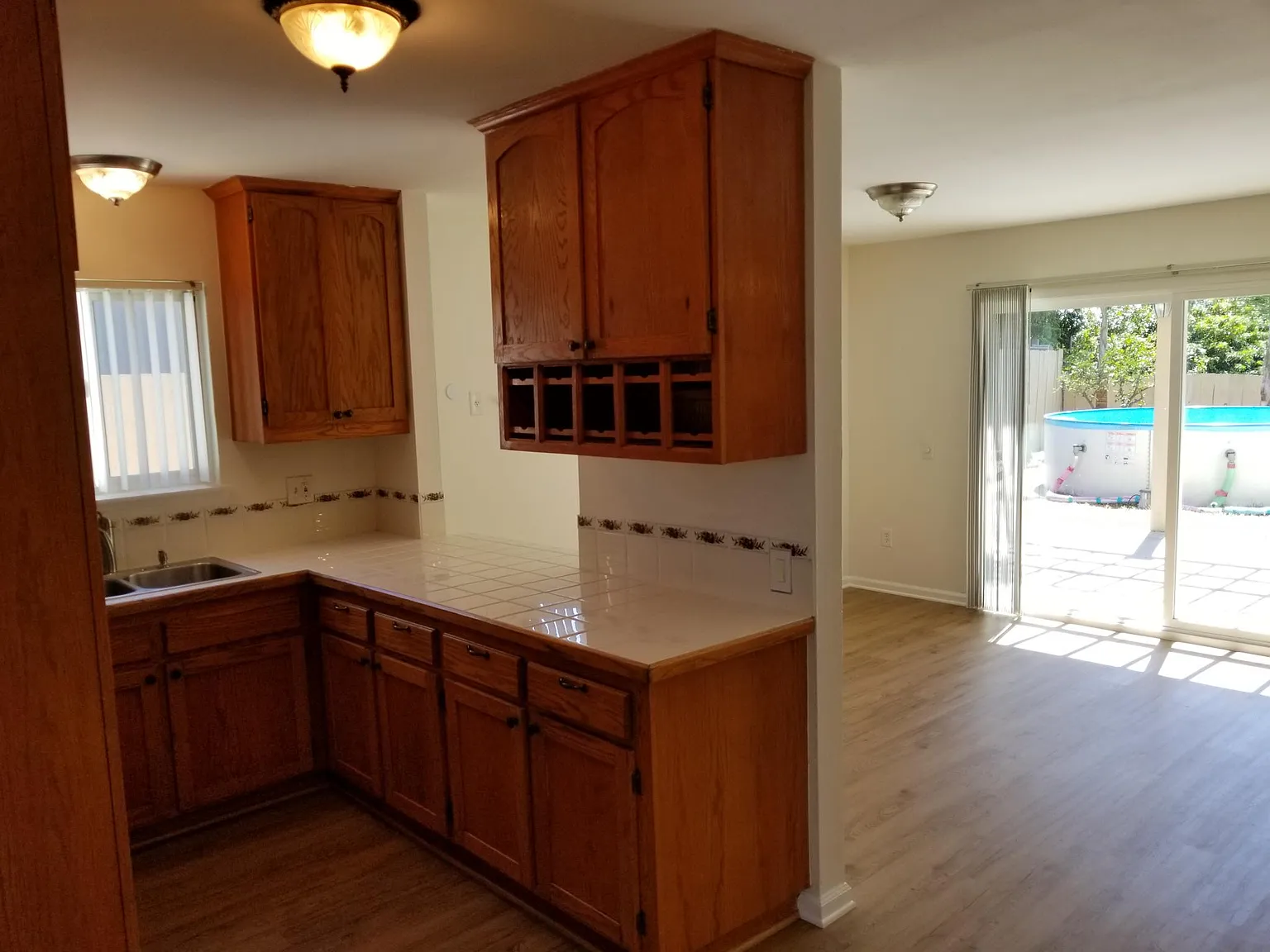 645 Parker St - Photo 20