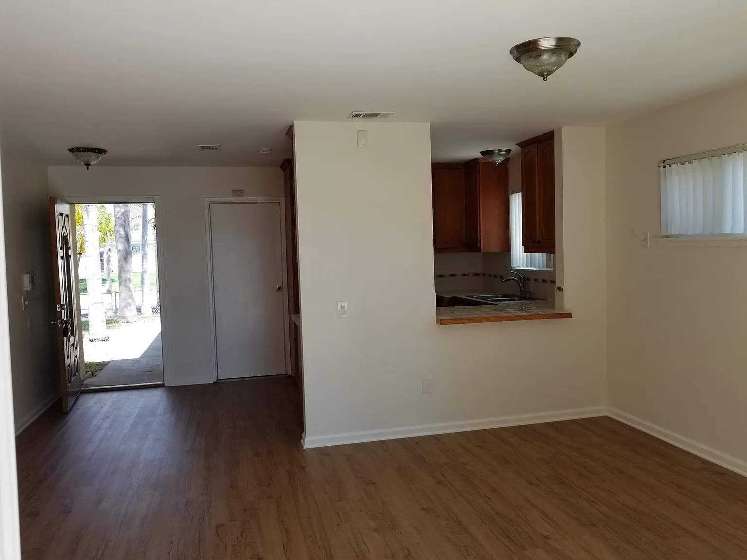 645 Parker St - Photo 24
