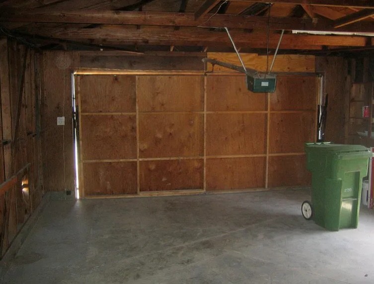 649 Parker St - Photo 5